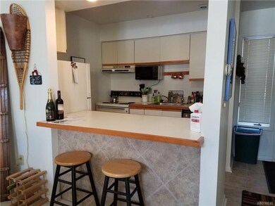 Breakfast Bar - Kitchen