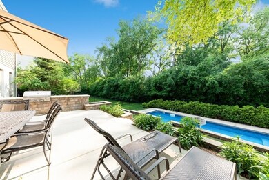 18146 Rockwell Ave, Homewood, IL 60430 - photo 3