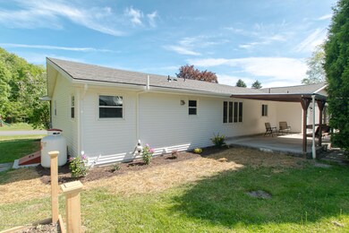 301 Sunset Rd, Roaring Brook Township, PA 18444 - photo 7