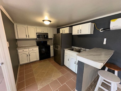 510 Baltimore St, Laredo, TX 78041 - photo 5