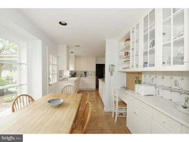 808 Edwin Ln, Bryn Mawr, PA 19010 - photo 7