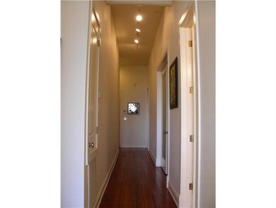 Foyer.