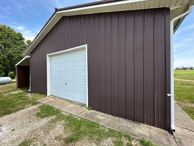 2586 W Grubb Ln, Covington, IN 47932 - photo 6