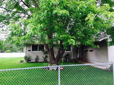 239 W Gregory Rd, Central Point, OR 97502 - photo 3