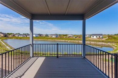 9715 Watermeadow Cir, Johnston, IA 50131 - photo 3