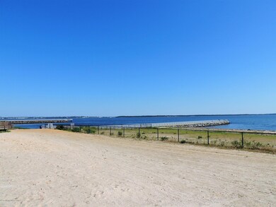 1005 Wilbur Place unit A, South Amboy, NJ 08879 - photo 3