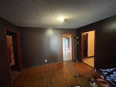 10109 Bretton Dr, Houston, TX 77016 - photo 7