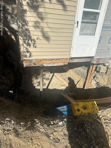 29585 Woodhaven Ln, Southfield, MI 48076 - photo 6