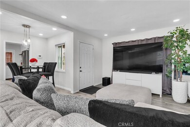 2030 N Salinas Ave, Los Angeles, CA 90059 - photo 3