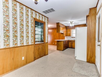 Dining Room / Kitchen