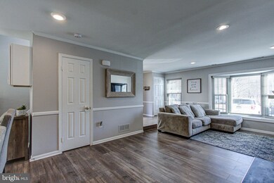 211 Oaktree Ct, Pottstown, PA 19464 - photo 6