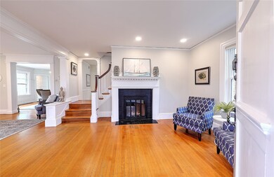 77 Everett Ave, Providence, RI 02906 - photo 6
