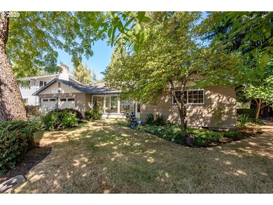 979 Park Ave, Eugene, OR 97404 - photo 2