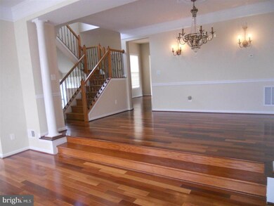 22010 Avonworth Square, Broadlands, VA 20148 - photo 2
