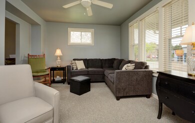 Living Room (3)