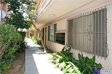 Walkway to Units