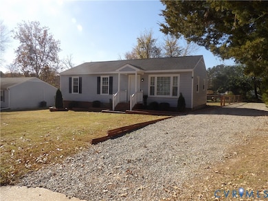 8906 Huntingcreek Place, North Chesterfield, VA 23237 - photo 2