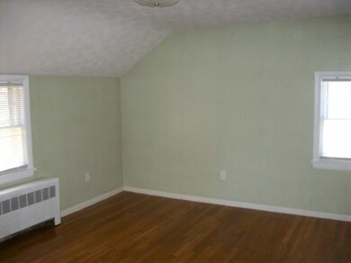 42 Electric St, Worcester, MA 01610 - photo 5