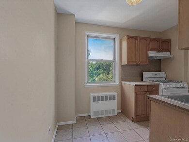 5500 Fieldston Rd unit 4II, Bronx, NY 10471 - photo 7