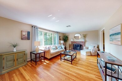 11 Stagecoach Rd, Medfield, MA 02052 - photo 5