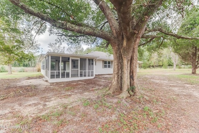 256 Harry Sones Rd, Carriere, MS 39426 - photo 3