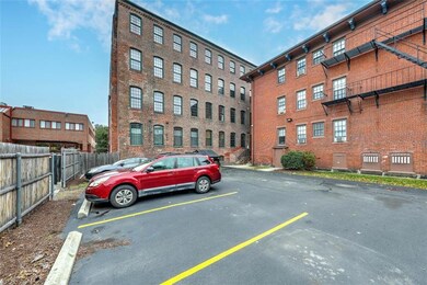 409 Pine St unit 101, Providence, RI 02903 - photo 5