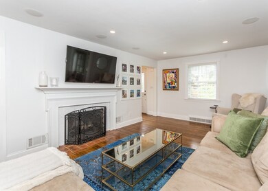 165 Thornton Rd, Needham, MA 02492 - photo 2