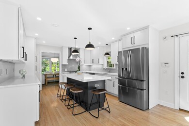 180 E Rocks Rd, Norwalk, CT 06851 - photo 6