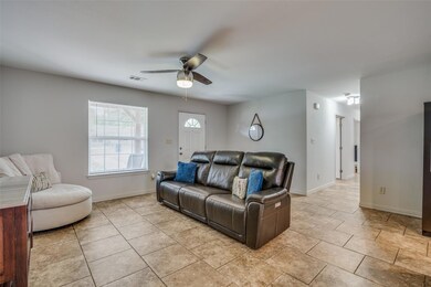 300 S Cottonbelt Ave unit 1A, Wylie, TX 75098 - photo 5