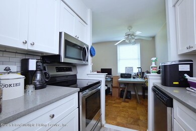 890 Armstrong Ave unit 1-3, Staten Island, NY 10308 - photo 5