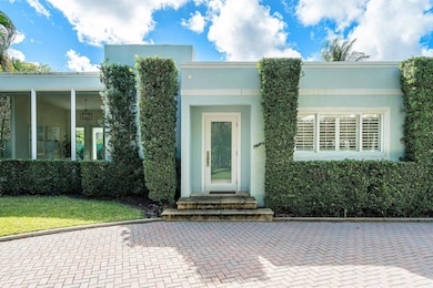 256 Mockingbird Trail, Palm Beach, FL 33480 - photo 2