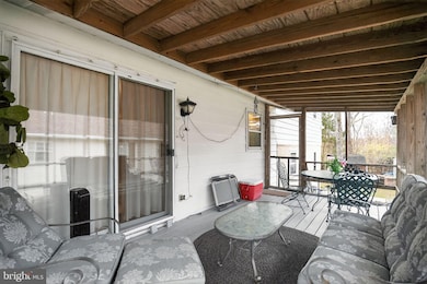 908 Pershing Rd, Penllyn, PA 19422 - photo 6