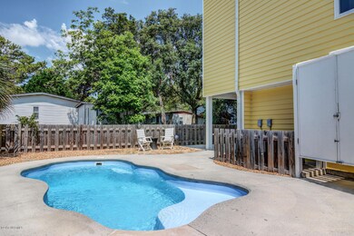 1726 Swordfish Ln Carolina-large-027-26-