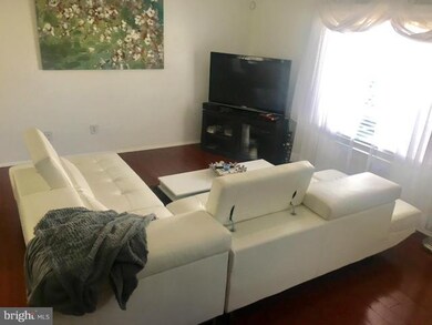 7806 Omega Ct, Hyattsville, MD 20785 - photo 3