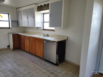 144 Kerry St, Marsing, ID 83639 - photo 4