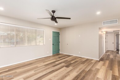 LIVING ROOM 3
