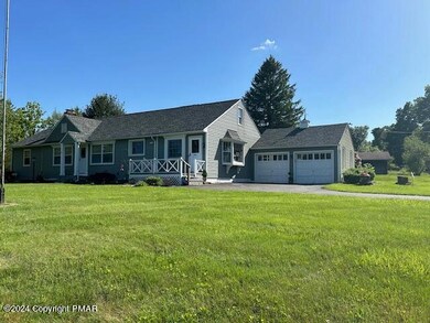 107 Pensyl Creek Rd, Stroudsburg, PA 18360 - photo 2