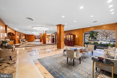 Shoreham West Cooperative unit 817, Washington, DC 20008 - photo 3