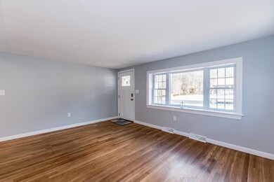 62 Edgehill Rd, Taunton, MA 02780 - photo 3