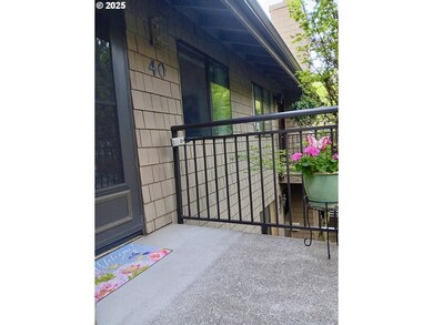 40 Crestfield Ct, Lake Oswego, OR 97035 - photo 2