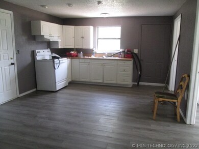 422361 E 1149 Rd, Eufaula, OK 74432 - photo 4