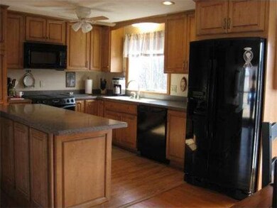 14 Fernwood Dr, Rutland, MA 01543 - photo 6