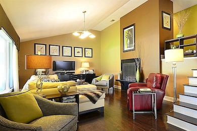 1321 Violet Ln, Batavia, IL 60510 - photo 4