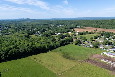 148 N West St, Agawam, MA 01030 - photo 2