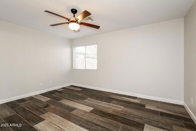 006-photo-master-bedroom-6672064