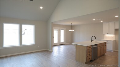 23151 E 106th St S, Broken Arrow, OK 74014 - photo 5