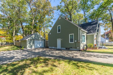 1186 E Forest Ave, Muskegon, MI 49442 - photo 5