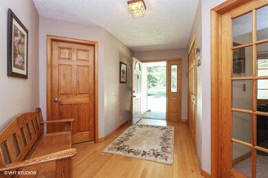 4246 N 325 W, La Porte, IN 46350 - photo 2