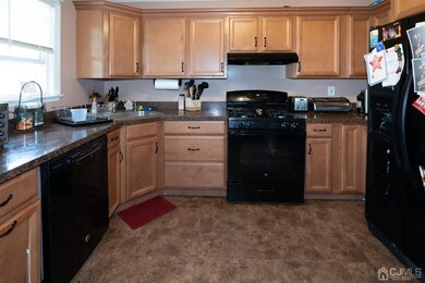 141 Giles Ave, Middlesex, NJ 08846 - photo 6