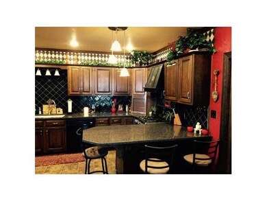 710 E 7th St, Elk City, OK 73644 - photo 3